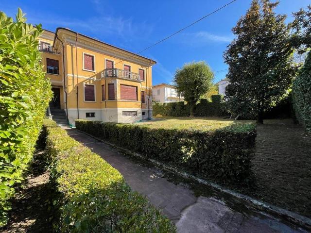 Villa in vendita a Canelli AT