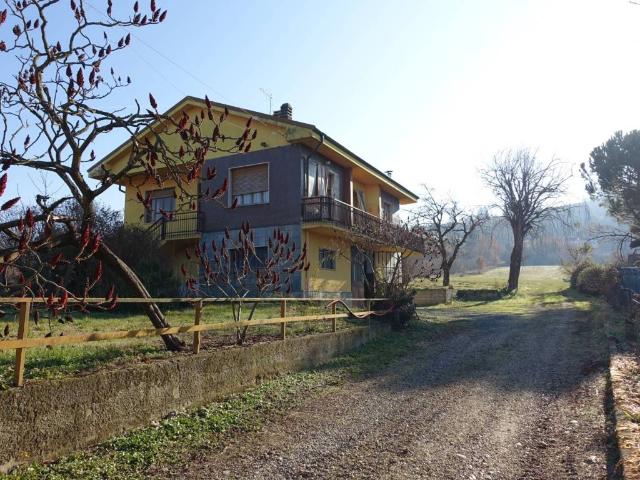 Villa in vendita a Canelli AT