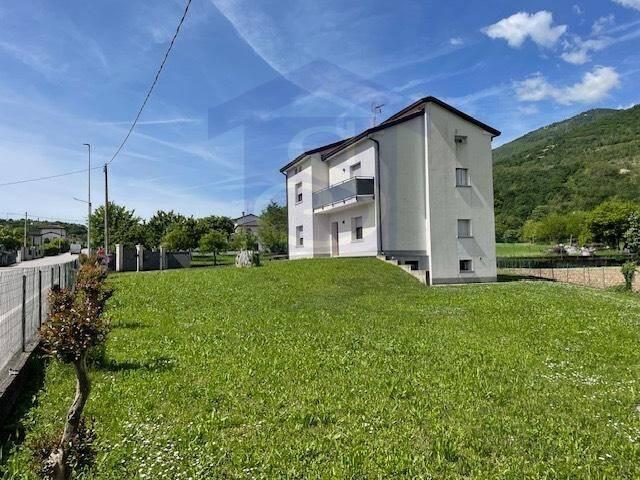 Villa in vendita a Caneva PN