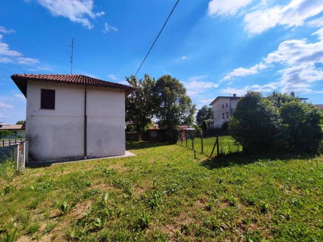 Villa in vendita a Caneva PN