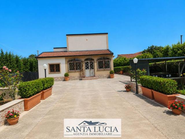 Villa in vendita a Canicattì AG