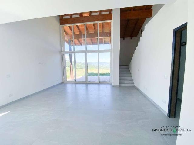 Villa in vendita a Canossa RE