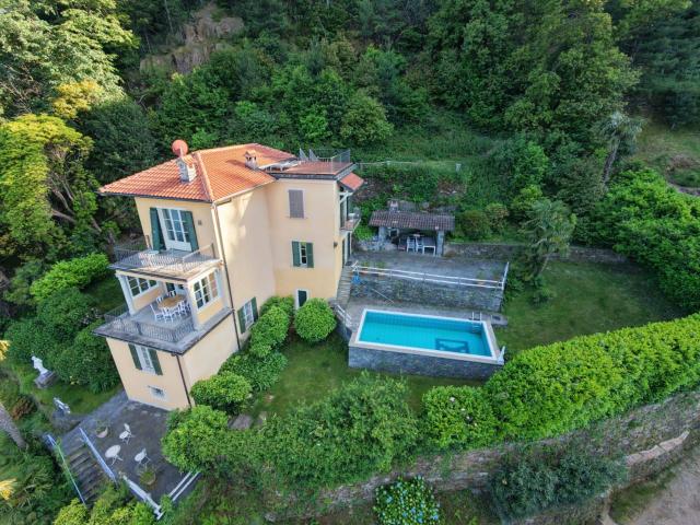 Villa in vendita a Cannobio