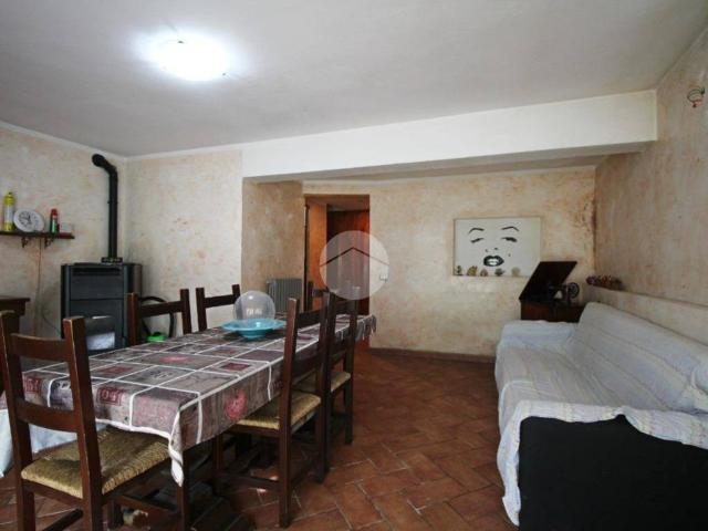 Villa in vendita a Cantagallo PO