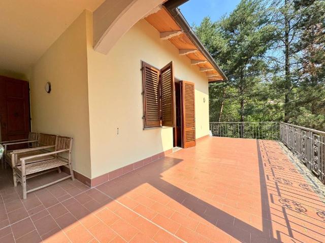 Villa in vendita a Cantagallo PO