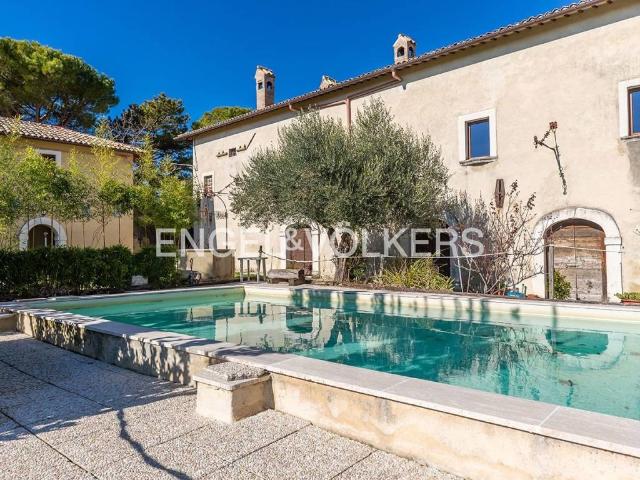 Villa in vendita a Cantalice RI