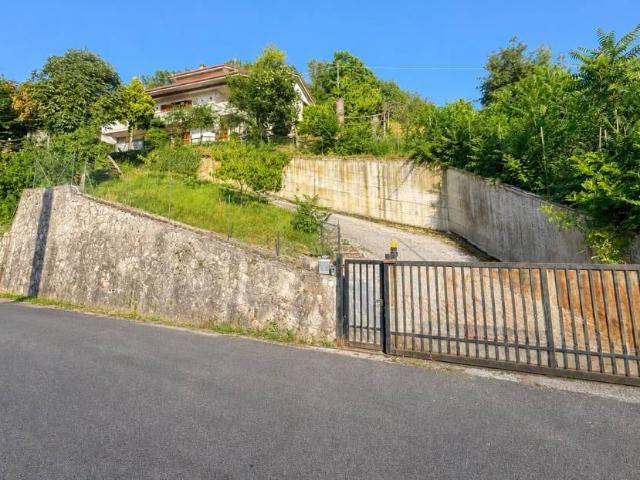 Villa in vendita a Cantalice RI