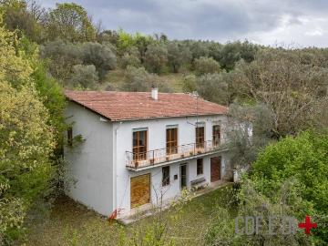 Villa in vendita a Cantalice RI