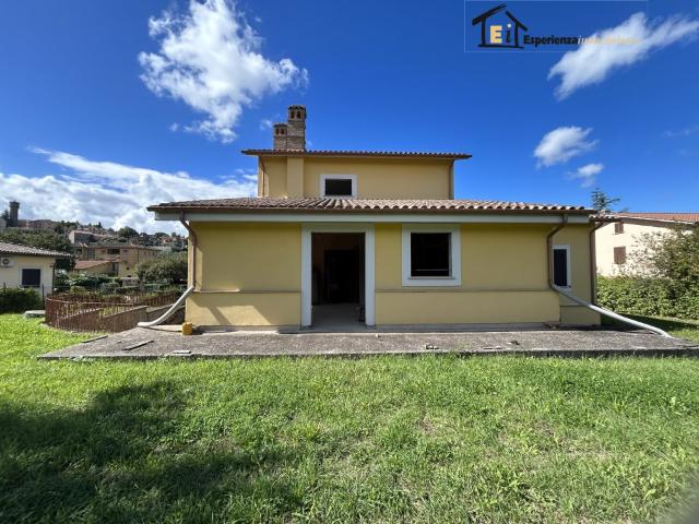 Villa in vendita a Cantalupo in Sabina