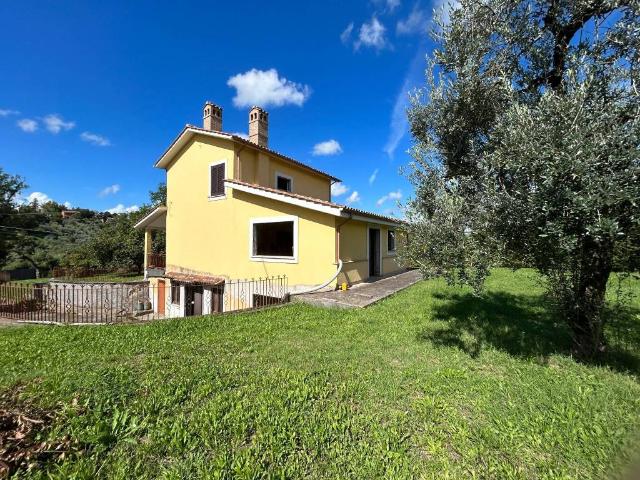 Villa in vendita a Cantalupo in Sabina RI