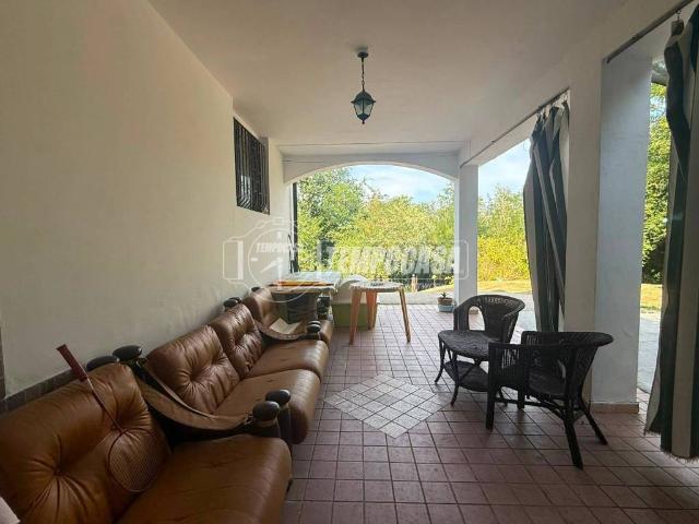 Villa in vendita a Cantarana AT