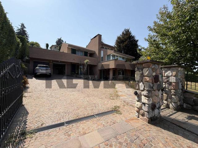 Villa in vendita a Cantello