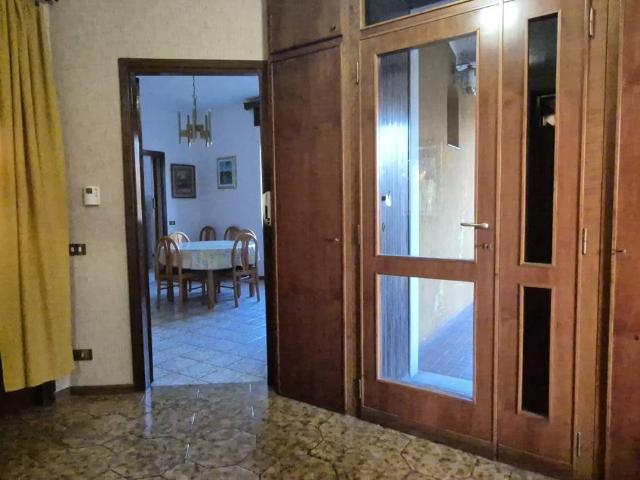 Villa in vendita a Cantello VA
