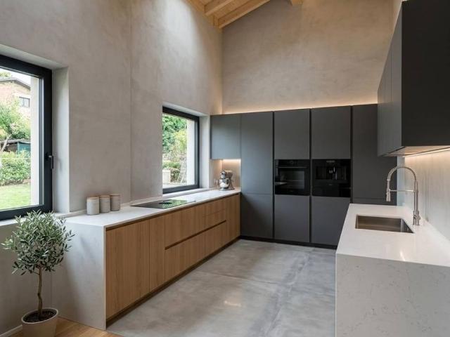 Villa in vendita a Cantello VA