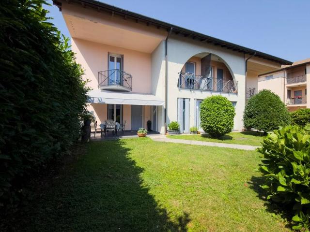 Villa in vendita a Cantello VA