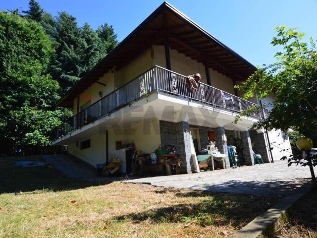 Villa in vendita a Cantello VA