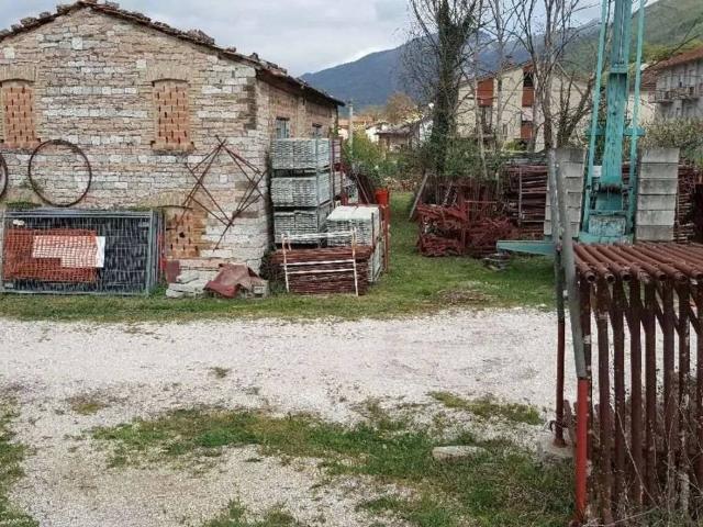 Villa in vendita a Cantiano PU