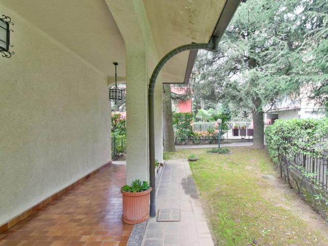 Villa in vendita a Cantù CO