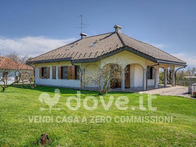 Villa in vendita a Cantù CO