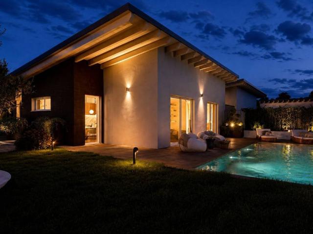 Villa in vendita a Cantù CO