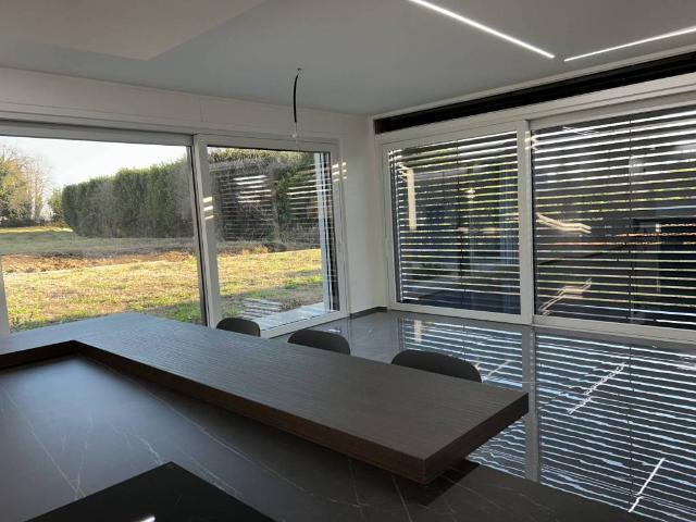 Villa in vendita a Cantù CO