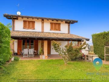 Villa in vendita a Caorso PC