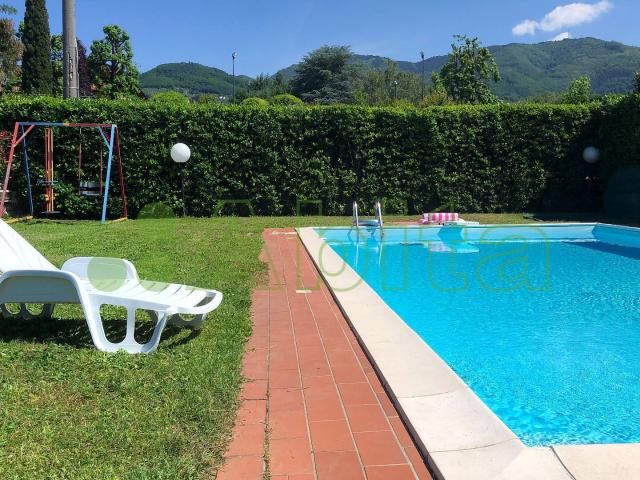 Villa in vendita a Capannori, Marlia