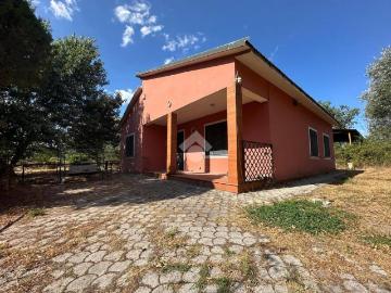 Villa in vendita a Capannori LU