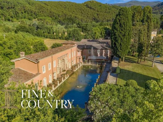 Villa in vendita a Capannori LU