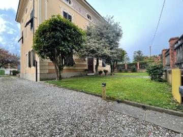 Villa in vendita a Capannori LU