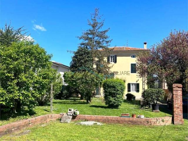 Villa in vendita a Capannori LU