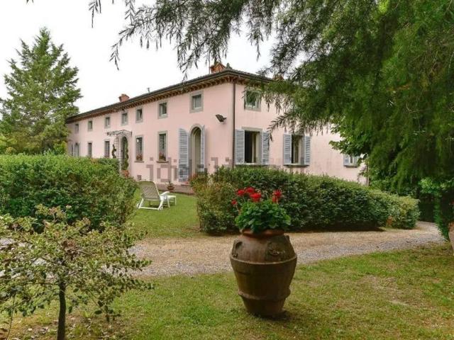 Villa in vendita a Capannori LU