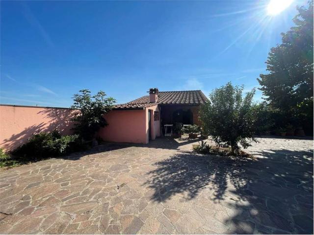 Villa in vendita a Capannori LU