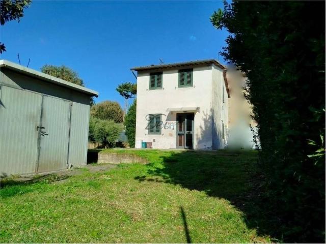 Villa in vendita a Capannori LU