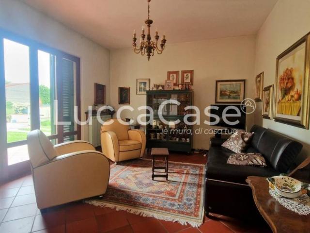 Villa in vendita a Capannori LU
