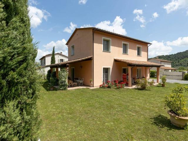 Villa in vendita a Capannori LU