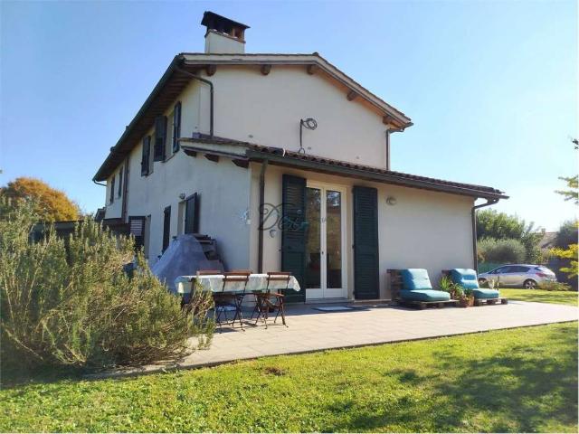 Villa in vendita a Capannori LU
