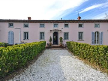 Villa in vendita a Capannori LU