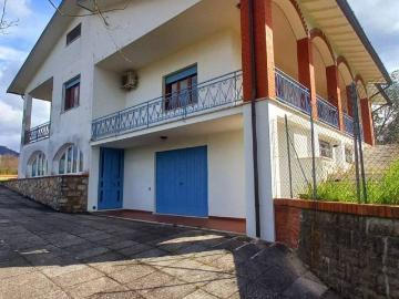 Villa in vendita a Capannori LU