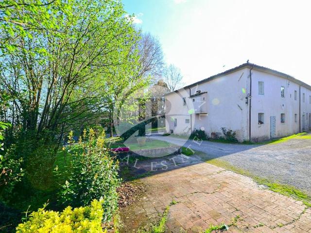 Villa in vendita a Capannori LU