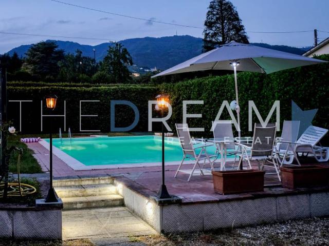 Villa in vendita a Capannori LU