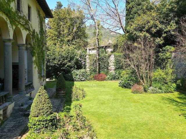 Villa in vendita a Capannori LU