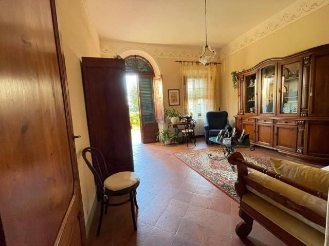 Villa in vendita a Capannori LU