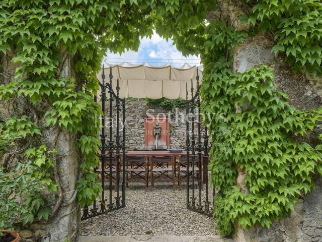 Villa in vendita a Capannori LU