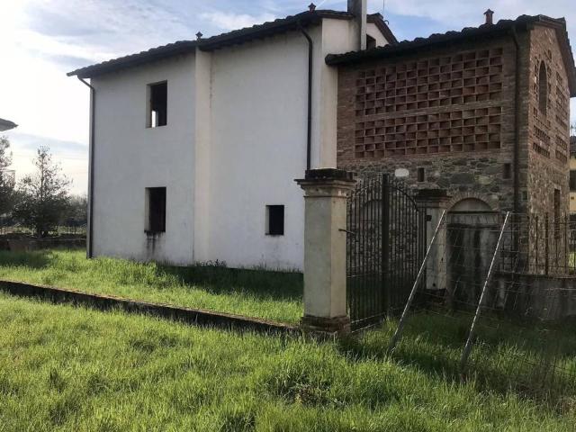 Villa in vendita a Capannori LU