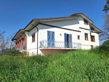 Villa in vendita a Capannori LU