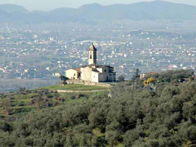 Villa in vendita a Capannori LU