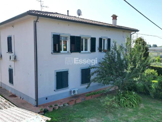 Villa in vendita a Capannori LU
