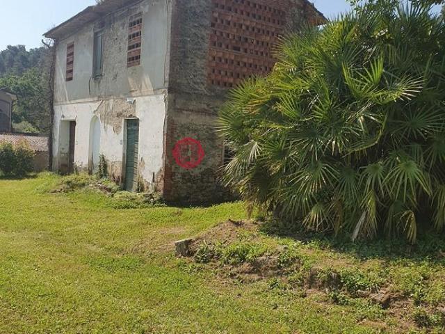 Villa in vendita a Capannori