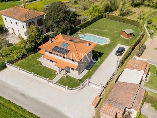 Villa in vendita a Capannori